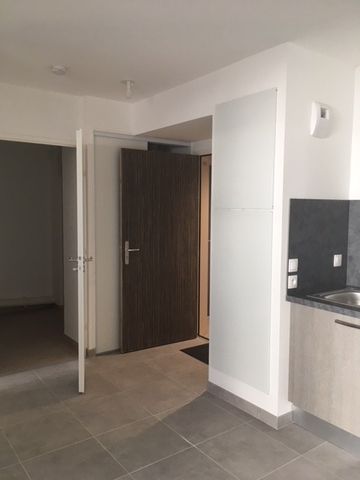 Location Appartement 2 pièces 40m² TOURS 37100 - Photo 4