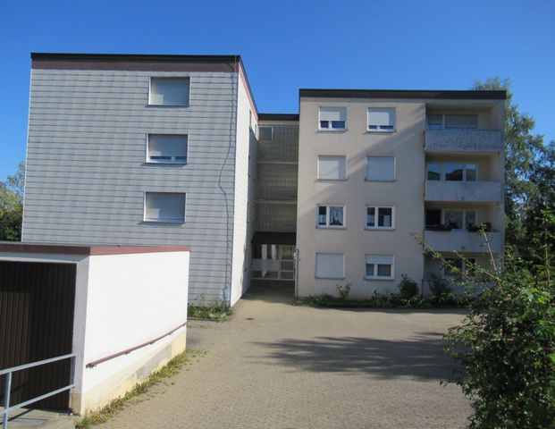 Nur mit Wohnberechtigungsschein mind. 3 Personen - 3-Zimmerwohnung mit Balkon in Schramberg-Sulgen - Foto 1