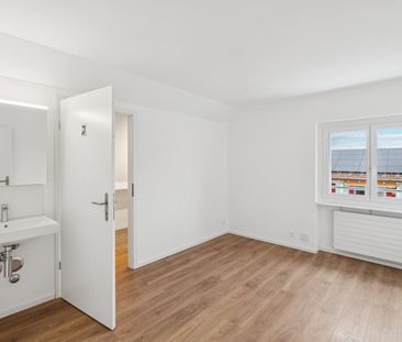 Wohnen auf höchstem Niveau Traumhafte 6.5-Zimmer-Maisonette nach T... - Photo 1