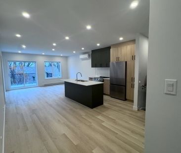 116 8e Avenue, app.4, J7R 3J9, Deux-Montagnes - Photo 1