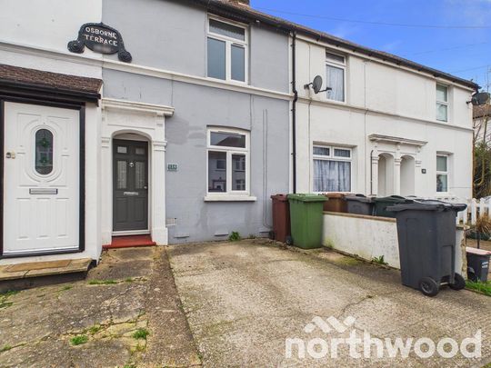 2 bedroom terraced house to rent - Photo 1