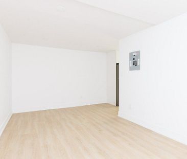 For Lease - 93 High Street, London South, Ontario - Photo 3