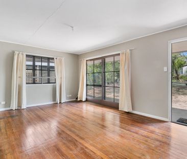Three bedroom house - Photo 1