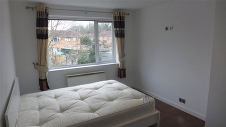 Elm Close, Binley Woods, Coventry - - Photo 3