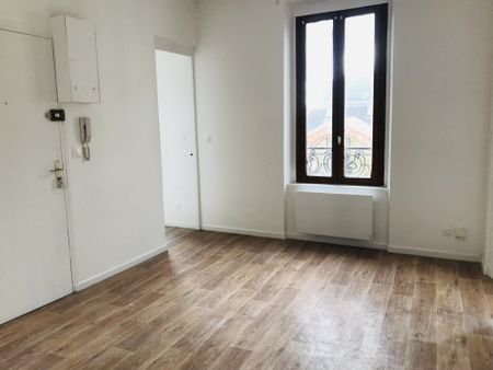 Location Appartement 3 pièces 41m² REIMS 51100 - Photo 4