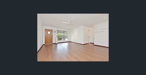 Lovely 2-Bedroom Unit Opposite Peaceful Parklands - Photo 1