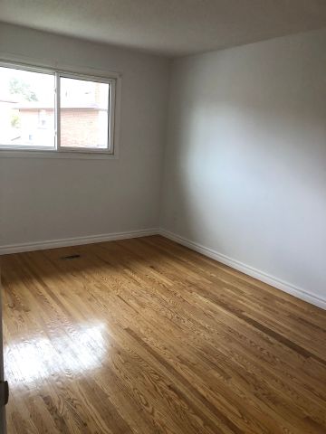 For Lease - 11 Cabernet Circle Unit# Main Level, Toronto, Ontario - Photo 3