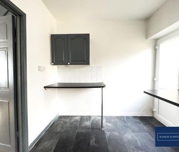 2 bedroom terraced house to rent - Photo 6