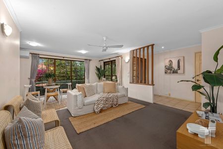 2 Coolcorra Ct, Carindale QLD 4152 - House For Rent | Domain - Photo 3