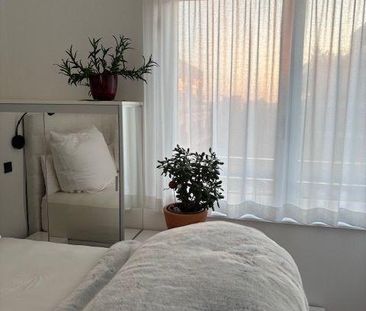 Möblierte Traumwohnung: 2-Zimmer Wohnung mit Loggia und EBK im grün... - Foto 4