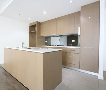 Quality 3 Bedroom Apartment - Photo 6