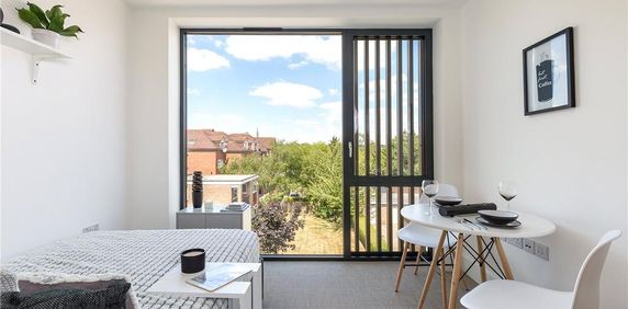 Studio to rent - Photo 2