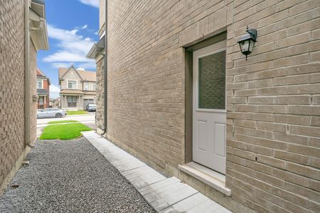 For Lease - 24 Sikura Circle Unit# Bsmt, Aurora, Ontario - Photo 2