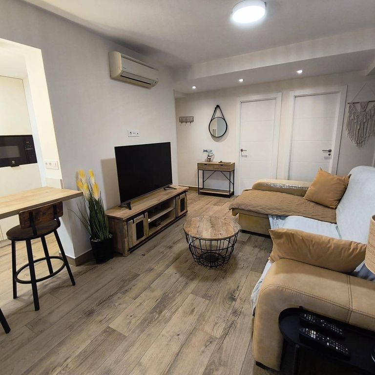 3 room luxury Apartment for rent in Gandia, Valencia - Photo 1