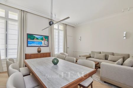 Appartement à louer à Paris 8Ème - Photo 3