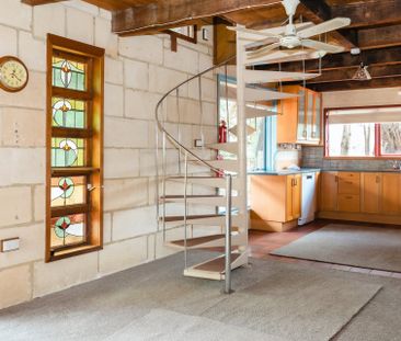 Original Coastal Home In Rural Setting - Photo 2