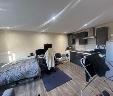 Derby Grove: Student Studio Flat, NG7 - Photo 2