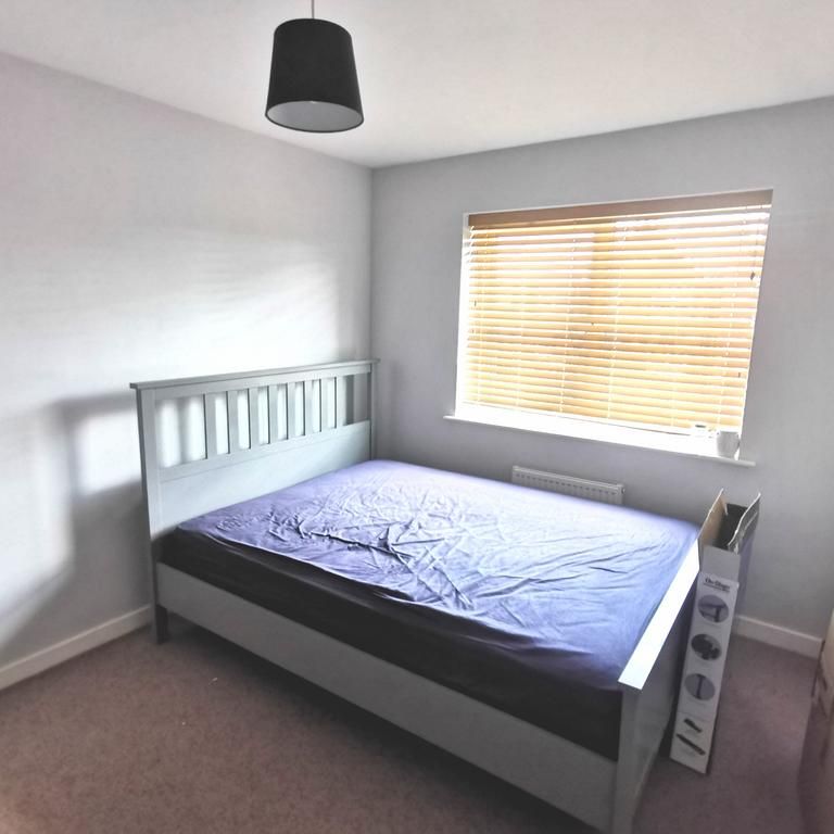 3 bedroom semi-detached house to rent - Photo 1