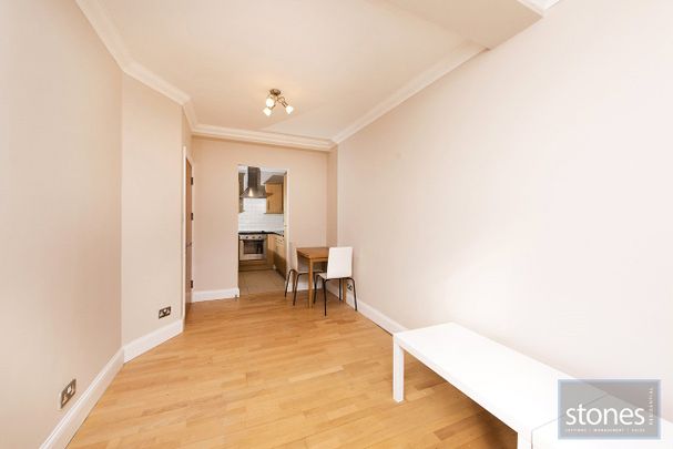 Kilburn High Road, London - Photo 1