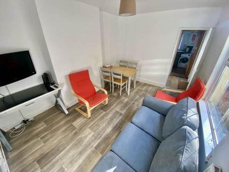 4 bedroom house to rent - Photo 4