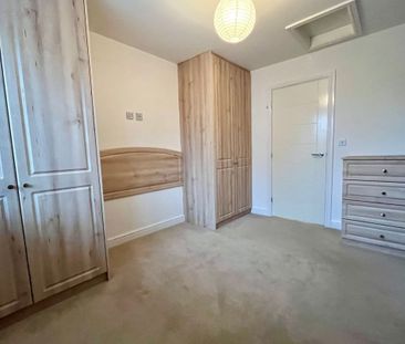 Woollin Avenue - Photo 4