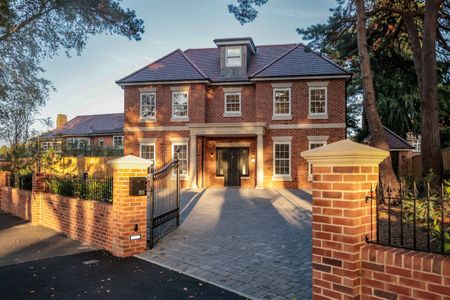 4 bed detached house to rent in Glenferness Avenue, Talbot Woods, BH3 - Photo 5