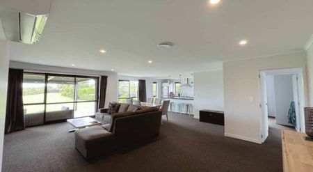 Cambridge with Gully outlook, supersized back section - Photo 5