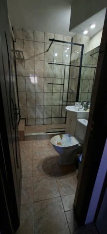 Inchiriez apartament 3camere SD rond 28 Alexandru cel Bun - Fotografie 5
