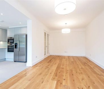 3 bedroom apartment to rent - Photo 2