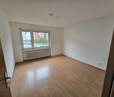 Moderne Wohnung in Reisholz mit neuen Vinyl-Böden - Foto 4