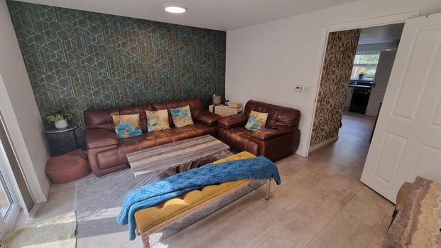 3 bedroom house to rent - Photo 1