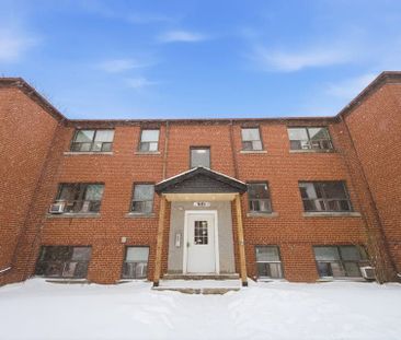 For Lease - 995 O'connor Drive, Toronto, Ontario - Photo 6