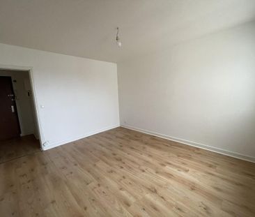 Location Appartement 2 pièces 42m² LORIENT 56100 - Photo 3