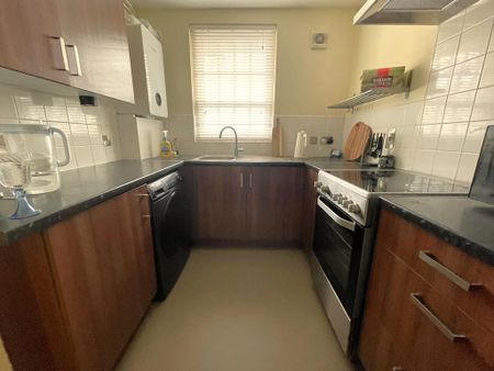 1 bedroom flat to rent - Photo 5