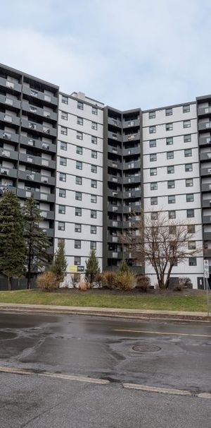 Royalton Place - Photo 1