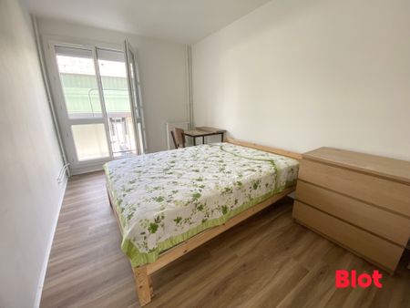 Location Appartement 4 pièces 74m² RENNES 35000 - Photo 4