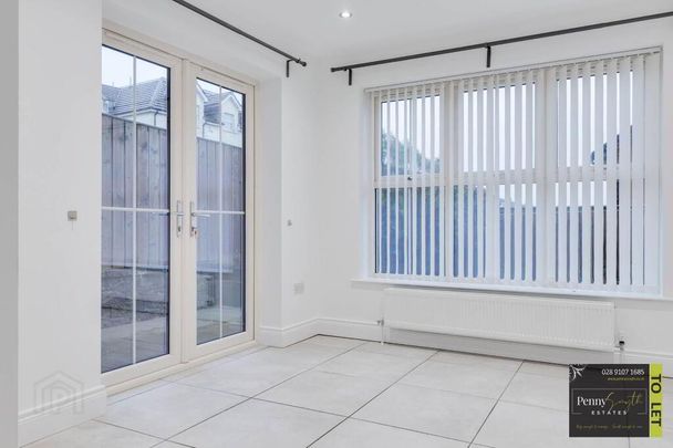 65 Lynn Hall Park, Bangor, BT19 1HZ - Photo 1