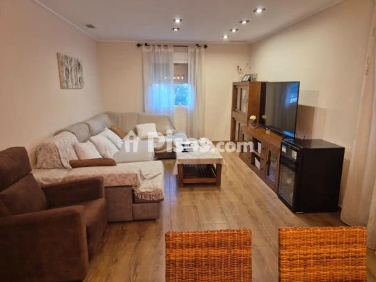 Piso en alquiler en Centro - Photo 1