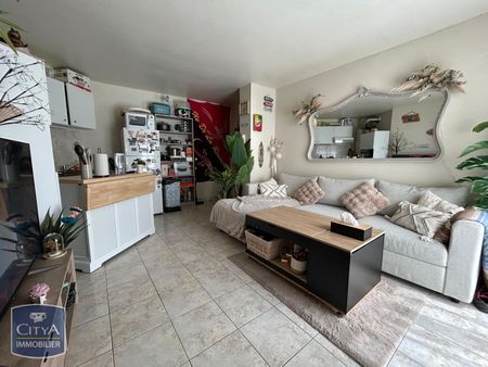 Location Appartement 2 pièces 35m² LE PERRAY EN YVELINES 78610 - Photo 3