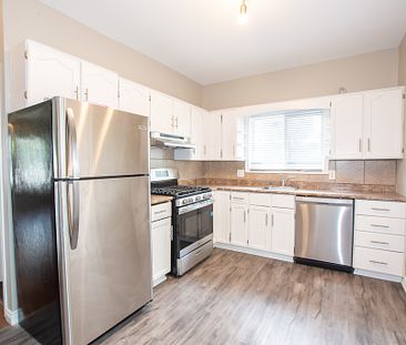 **ALL INCLUSIVE** 3 Bedroom + Office Apartment in St. Catharines!! - Photo 6