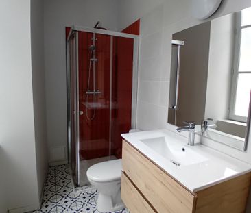 Location Appartement 1 pièce 34m² - Photo 3
