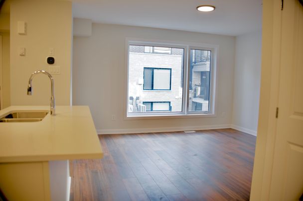 For Lease - 701 Glenroy Gilbert Drive Unit# 21, Barrhaven, Ontario - Photo 1