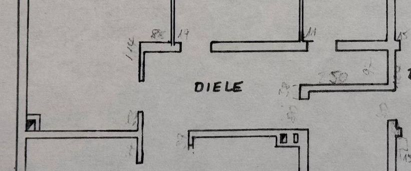 Drei Zimmer Erdgeschoß mit Gäste-WC und Garten - Foto 1