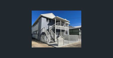 TOP FLOOR UNIT TOP LEFT HANDSIDE - 2 BEDROOM UNIT AT SHORNCLIFFE - Photo 4