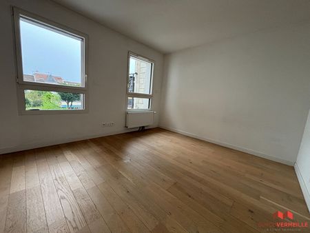 Location Appartement 3 pièces 78m² - Photo 4