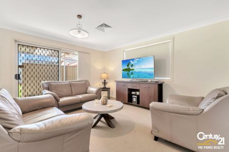 Stunning Family Home in Prime Location - Photo 4