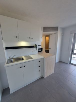 Modern studio apartment on the Southport Broadwater! - Photo 1