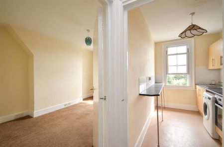1 bedroom flat to rent - Photo 4