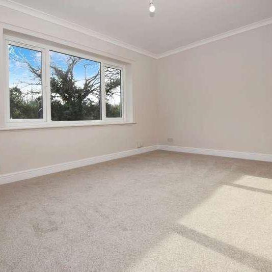 Lowfields Avenue, Eastham, CH62 - Photo 1