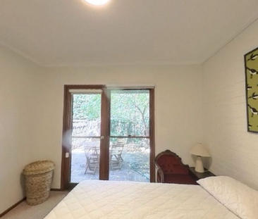 Your Fully Furnished Sanctuary in the Heart of Lyneham - Photo 5